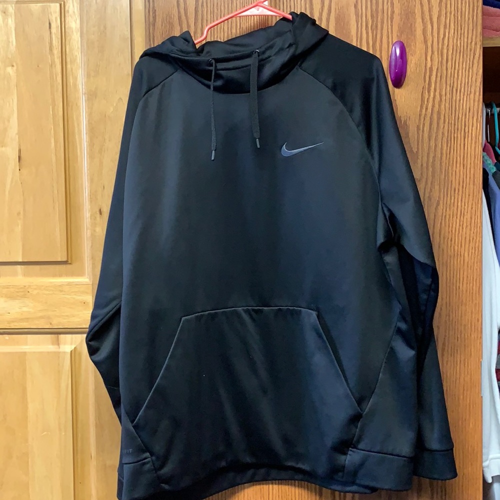 Men’s Nike Sweatshirt
